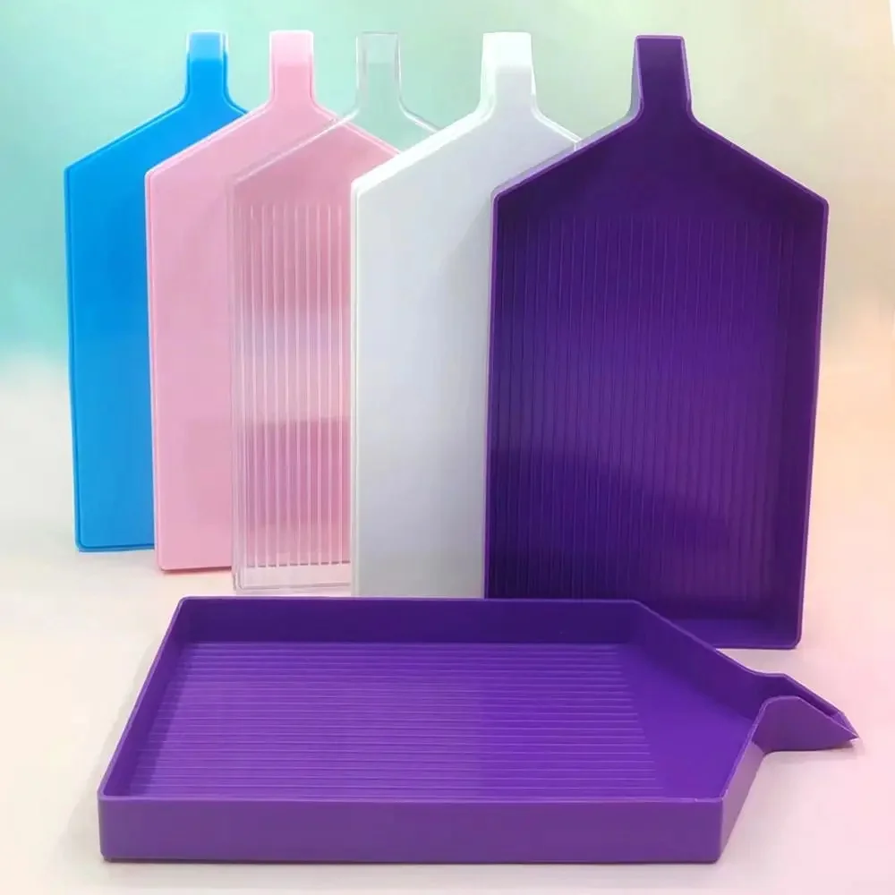 

New 1Pair Large Capacity Diamond Painting Tray Plastic Drill Plate Nail Art Beading Plates Cross Stitch Embroidery Accessories