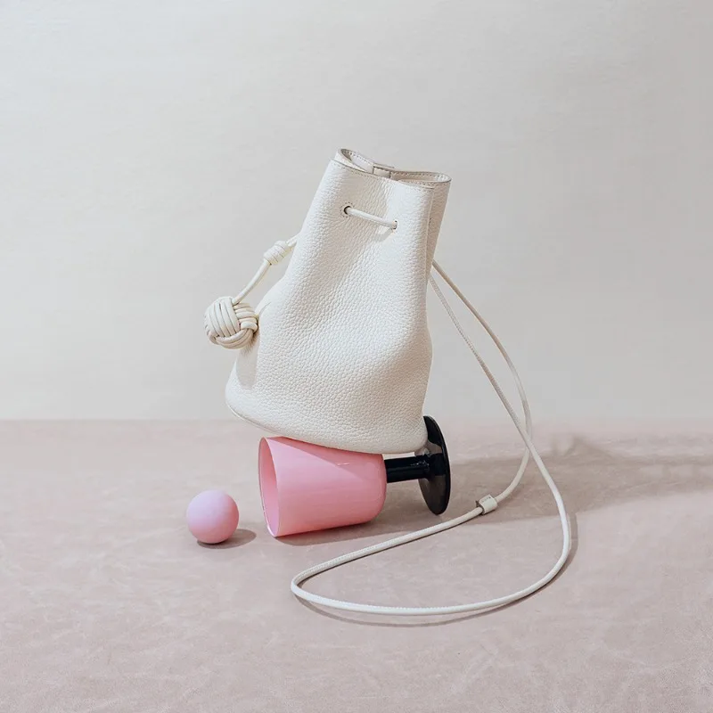 Кожаная текстура подходящая ко всему кружевная Лоскутная сумка-ведро изысканные