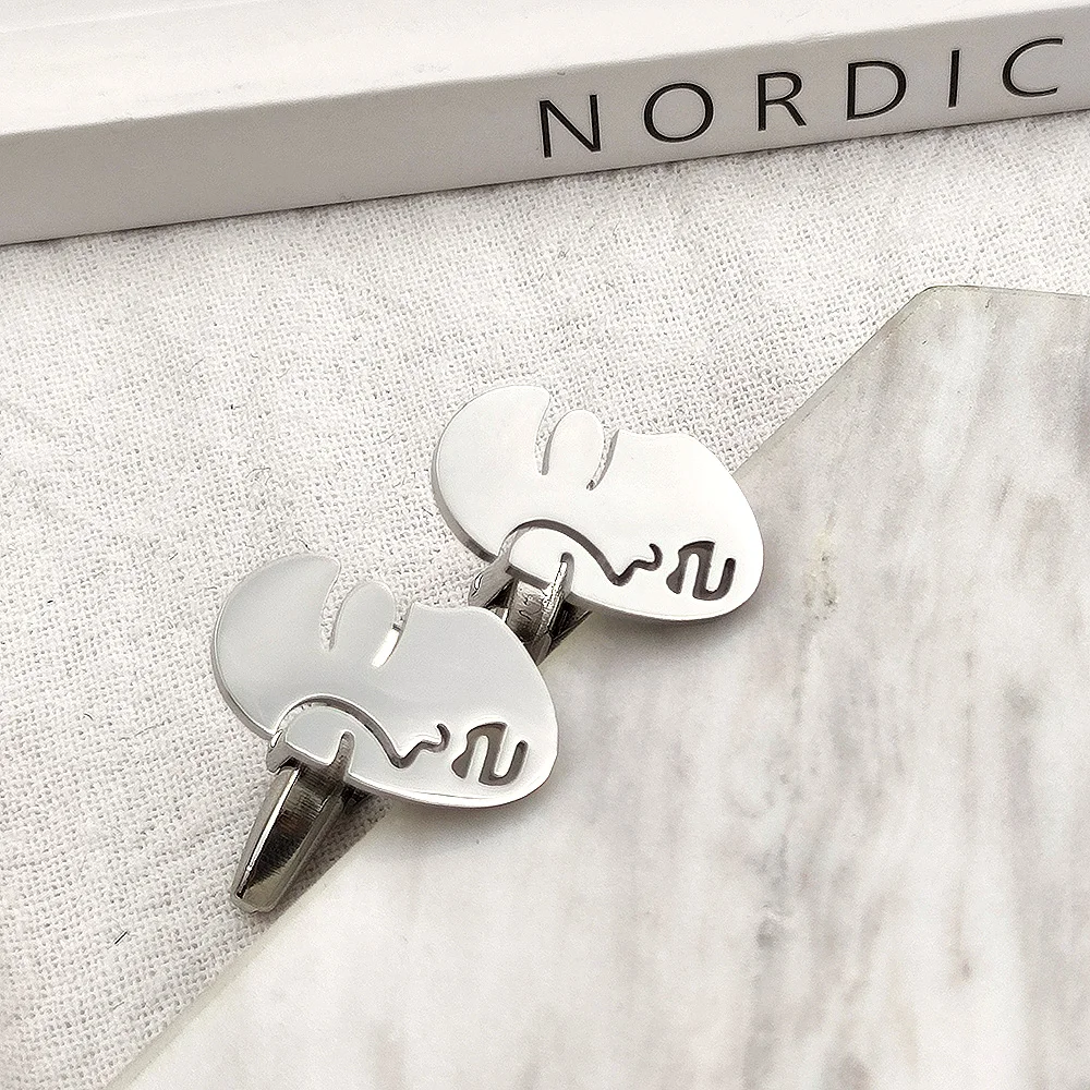 Creative Carved Face Cufflinks Men's Clothing Accessories Shirt Stainless Steel Cufflinks Classic French Accessories Wholesale