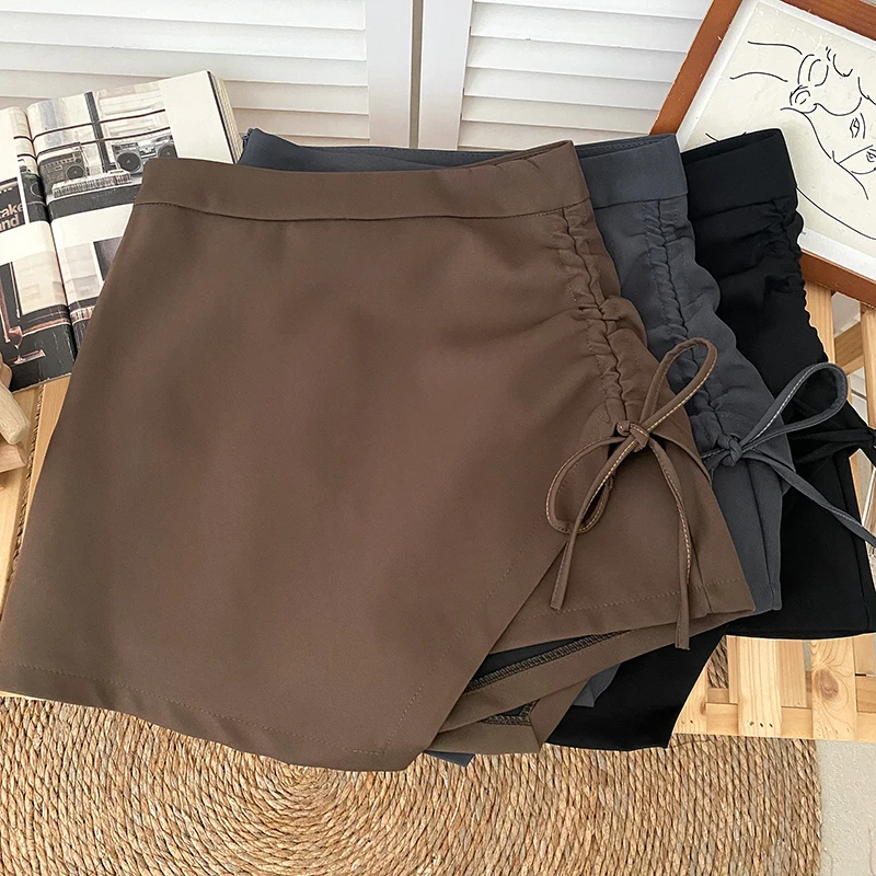 

Шикарные шорты юбки для женщин 2023 новая Корейская Асимметричная юбка с высокой талией и завязками однотонные Y2k шорты юбка