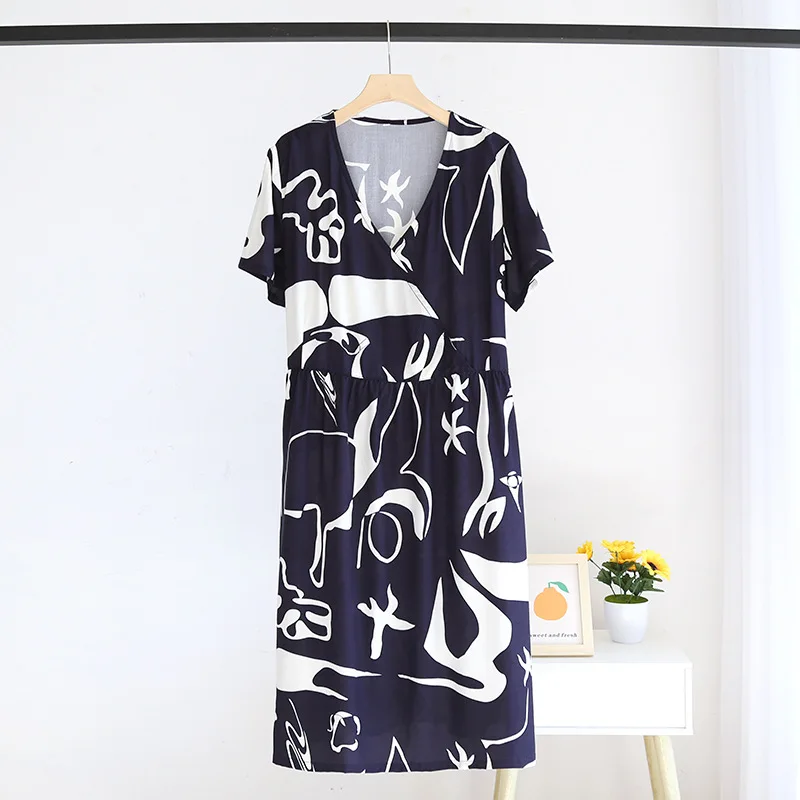 

Summer New Ladies V-neck Nightdress 100% Viscose Short Sleeve Home Dress Floral Comfort Large Size Dress Thin Section women