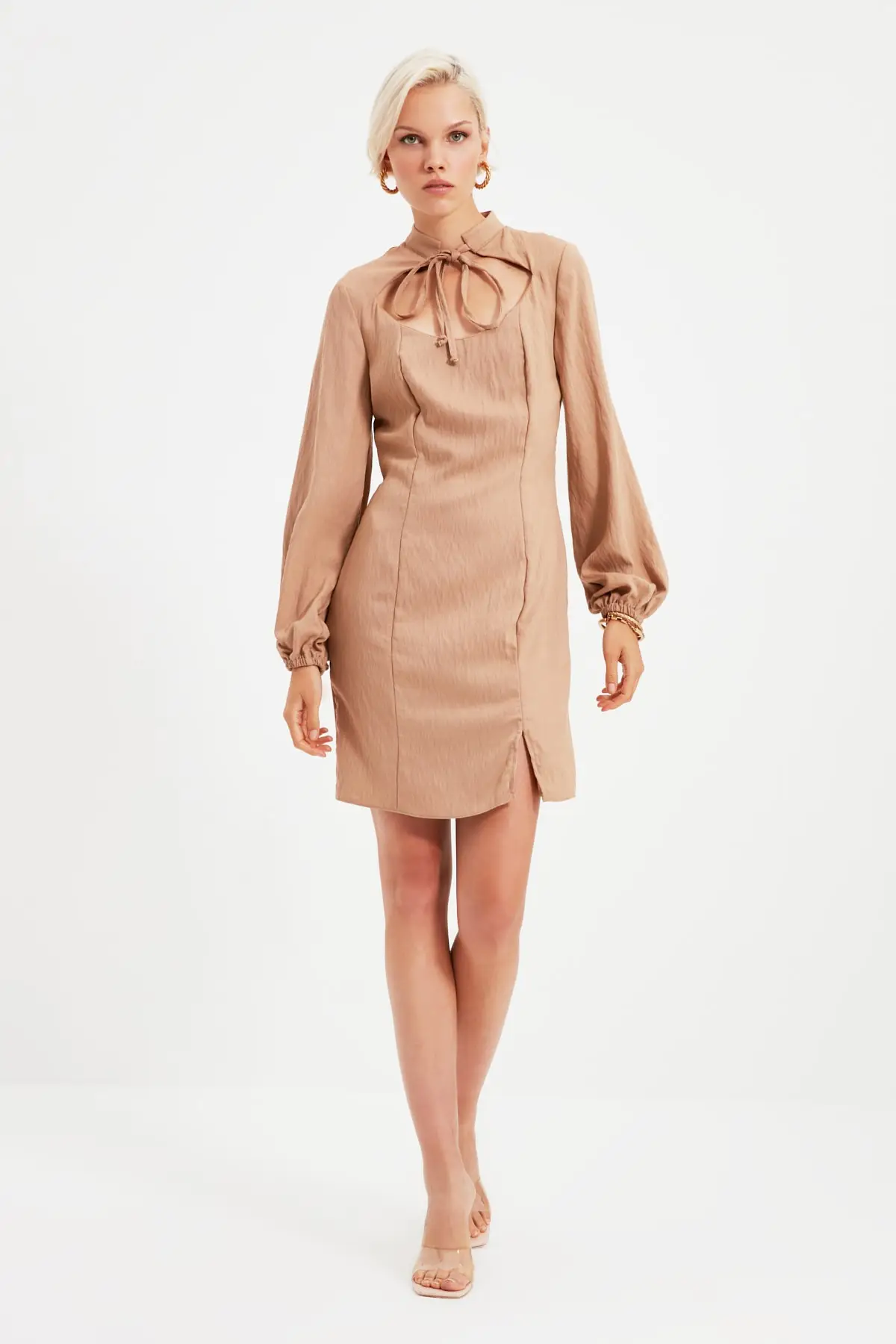 

Trendyol Collar Detail Dress TWOAW22EL0266