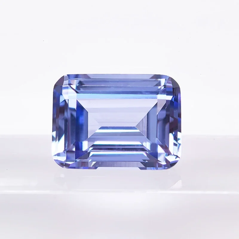 Выращенный в лаборатории сапфир изумрудная огранка цвет морского драгоценный