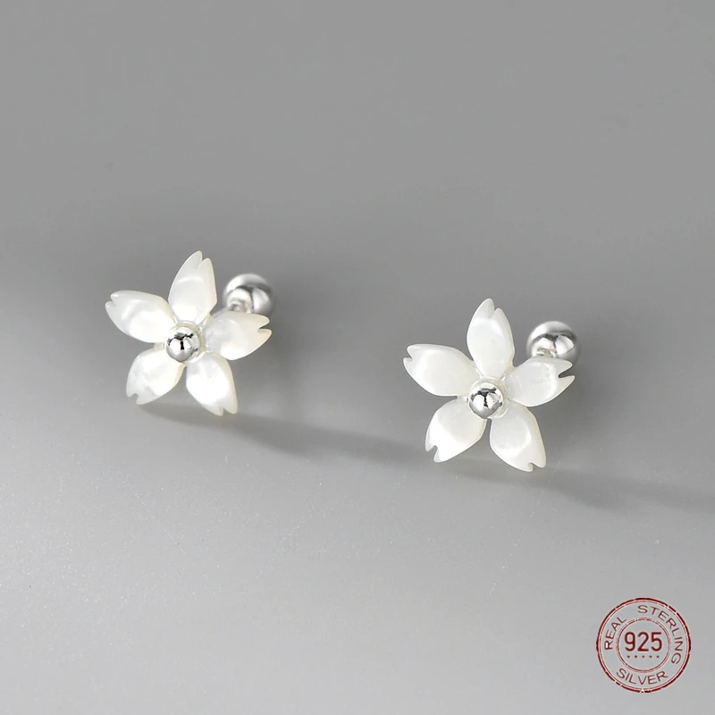 

Женские серьги-гвоздики из серебра 925 пробы с морскими ракушками и цветами