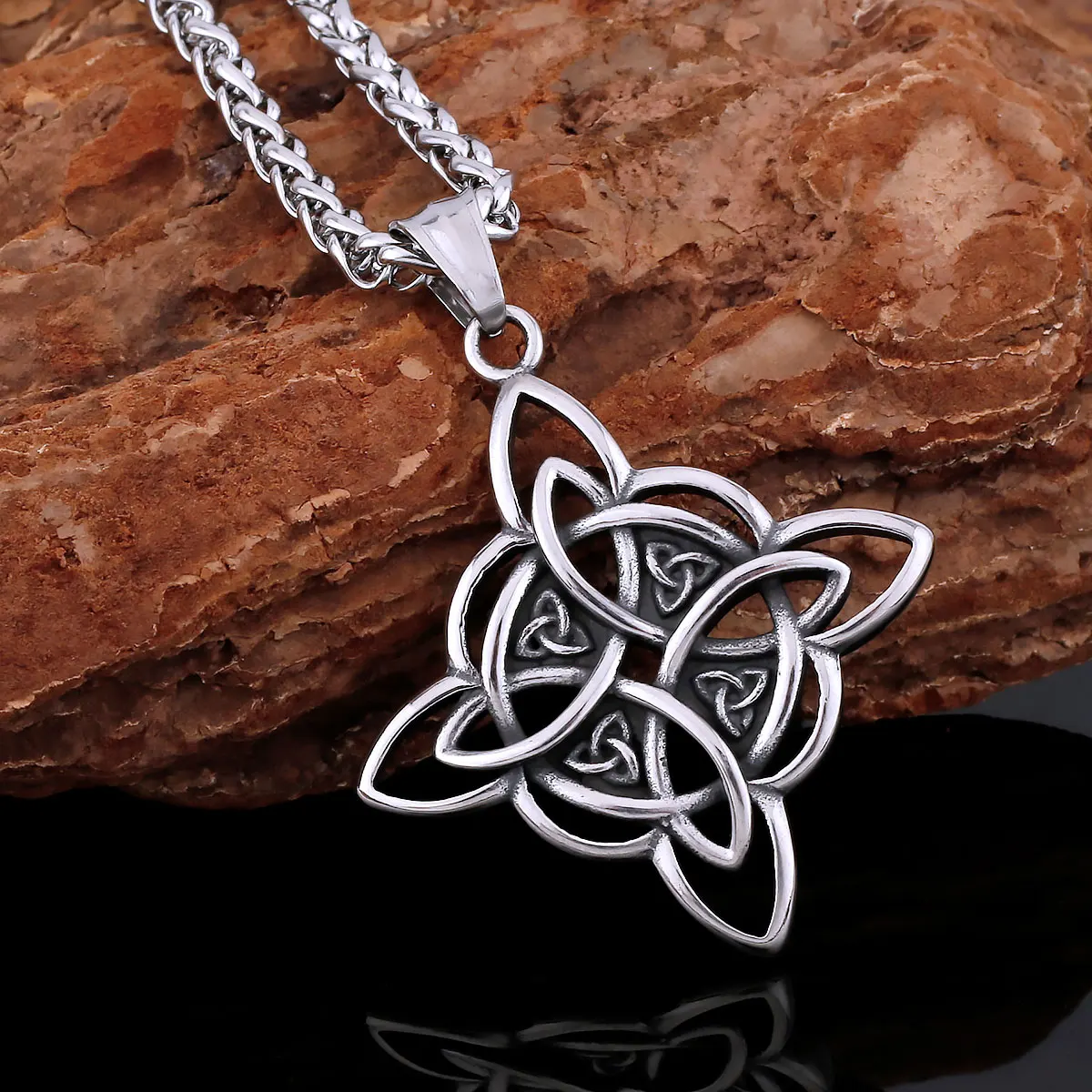 

Vintage Nordic Viking Stainless Steel Necklace Men's Fashion Slavic Amulet Pendant Necklace Fashion Biker Punk Jewellery Unisex