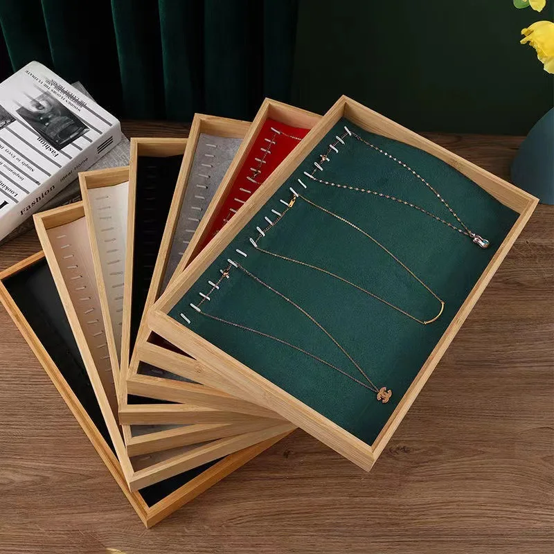 Wholesale Natural Bamboo Necklace Display Tray Colorful Velvet Necklace Tray Organizer for Jewelry Store Pendant Storage Stand