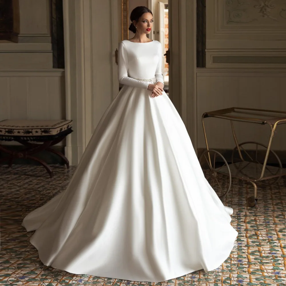 

Classic Wedding Dress Long Sleeves Bateau Ball Gown Simple Wedding Gowns Backless Buttons Zipper-up Beading Church Bridal Dress