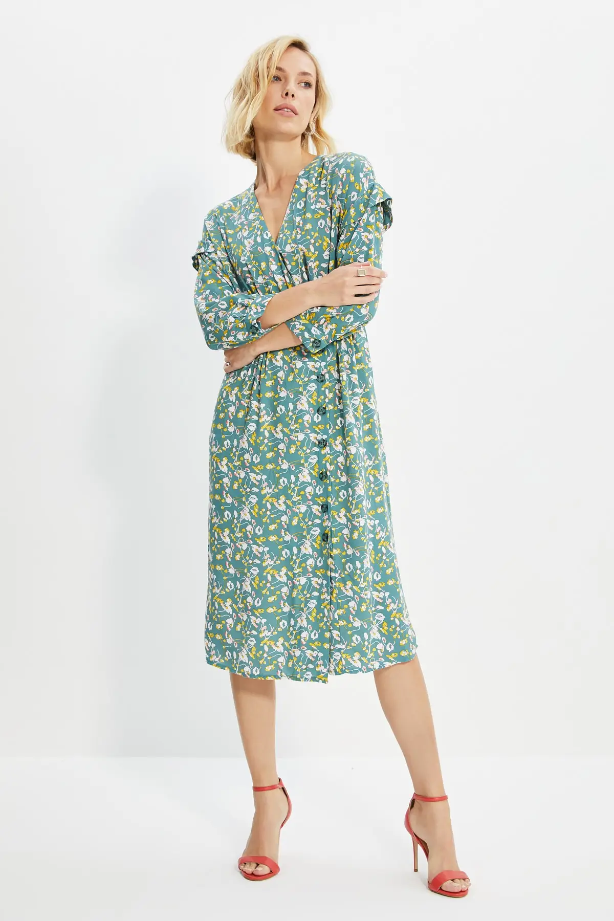 

Trendyol двойной воротник до груди; Платье-рубашка TWOAW22EL0110