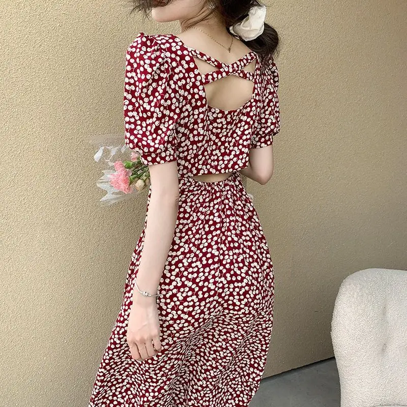 

Women New Fashion Backless Openwork Dress Summer V Neck Short Sleeve Slim French Retro Floral Print Casual Clothes Vestidos J334