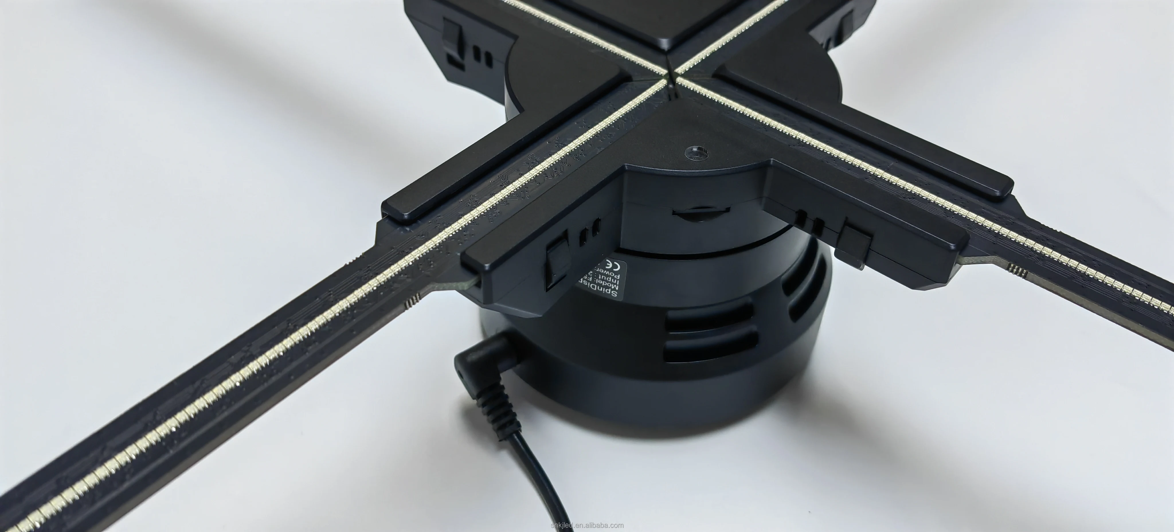 Фото SN-T40 40-см 3D голографический LED-вентилятор для рекламы с управлением через Wi-Fi и приложение, памятью 8 ГБ, гарантией 1 год, мощностью 10-15 Вт, поддержкой различных форматов №3