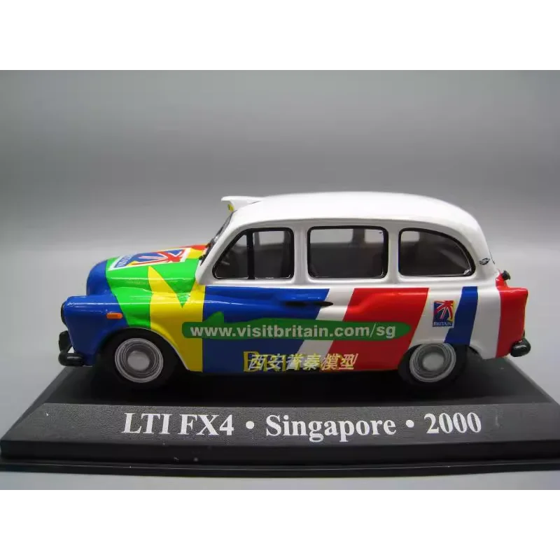 Фото Коллекционная модель автомобиля IXO 1/43 LTI FX4 SINGAPORE 2000 TAXI из литого металла, сувенир, украшение для витрины, подарок №1