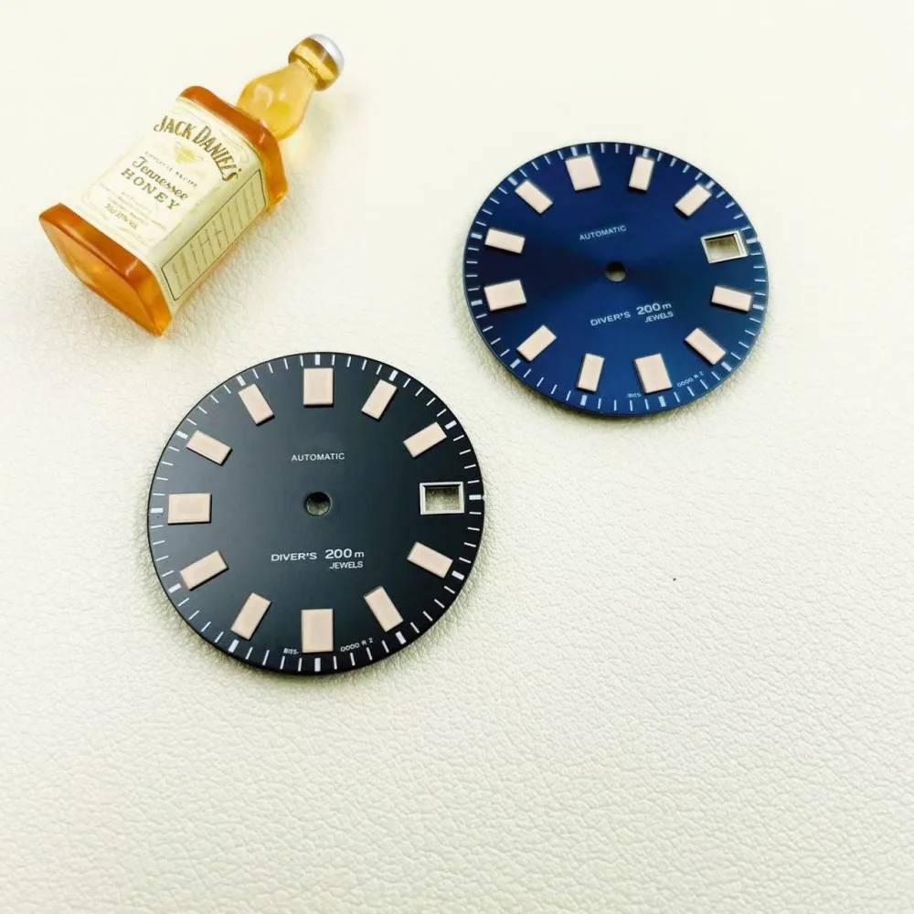 New matte dial suitable for movement nh35 modified white literal automatic mechanical surface strong green luminous 28.5mm