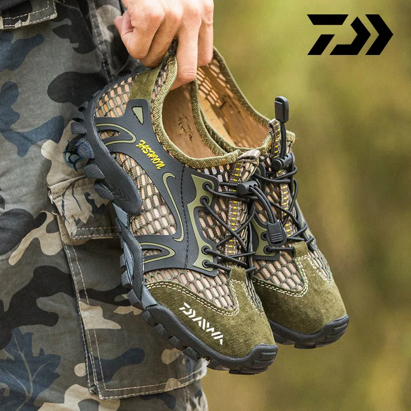 Daiwa Men's Mesh Breathable Water Shoes Beach Non-slip Outdoor Sports Barefoot Sneakers Hiking Fishing Wading |