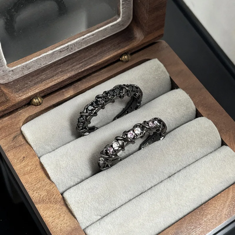 Регулируемое кольцо Edgy Punk