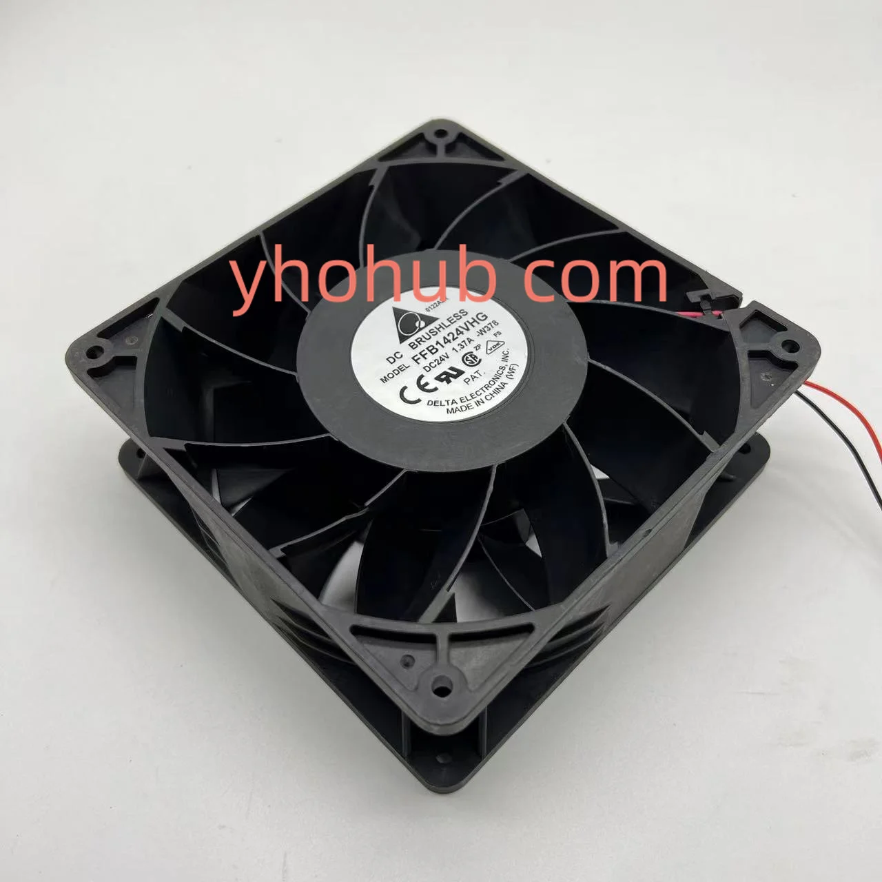 Охлаждающий вентилятор для сервера Delta Electronics FFB1424VHG W378 DC 24V 1.37A 140x140x50 мм