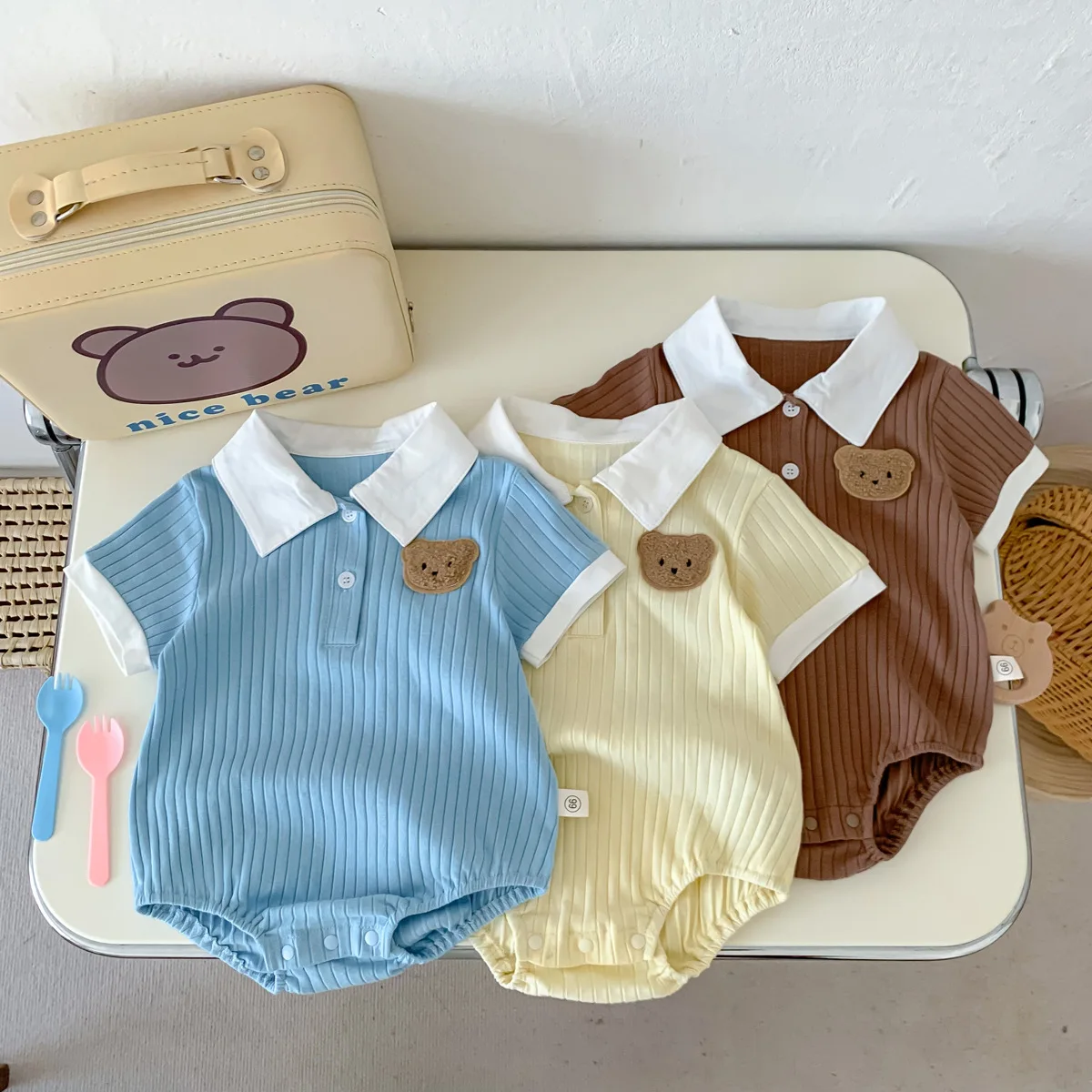 

Summer Sets for baby Toddler Girls boys Romper Turndown Short Sleeve Cartoon Bear Solid Cotton Triangle Bodysuit Clothing