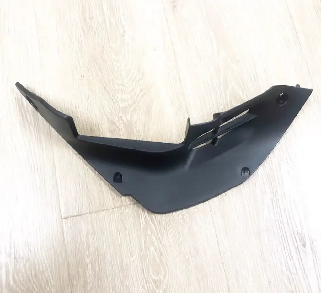 Внутренняя декоративная накладка для моделей Benelli TNT180S, 165S, 150S, 125S (art.: 3920da418e58a) - 3920da418e58a