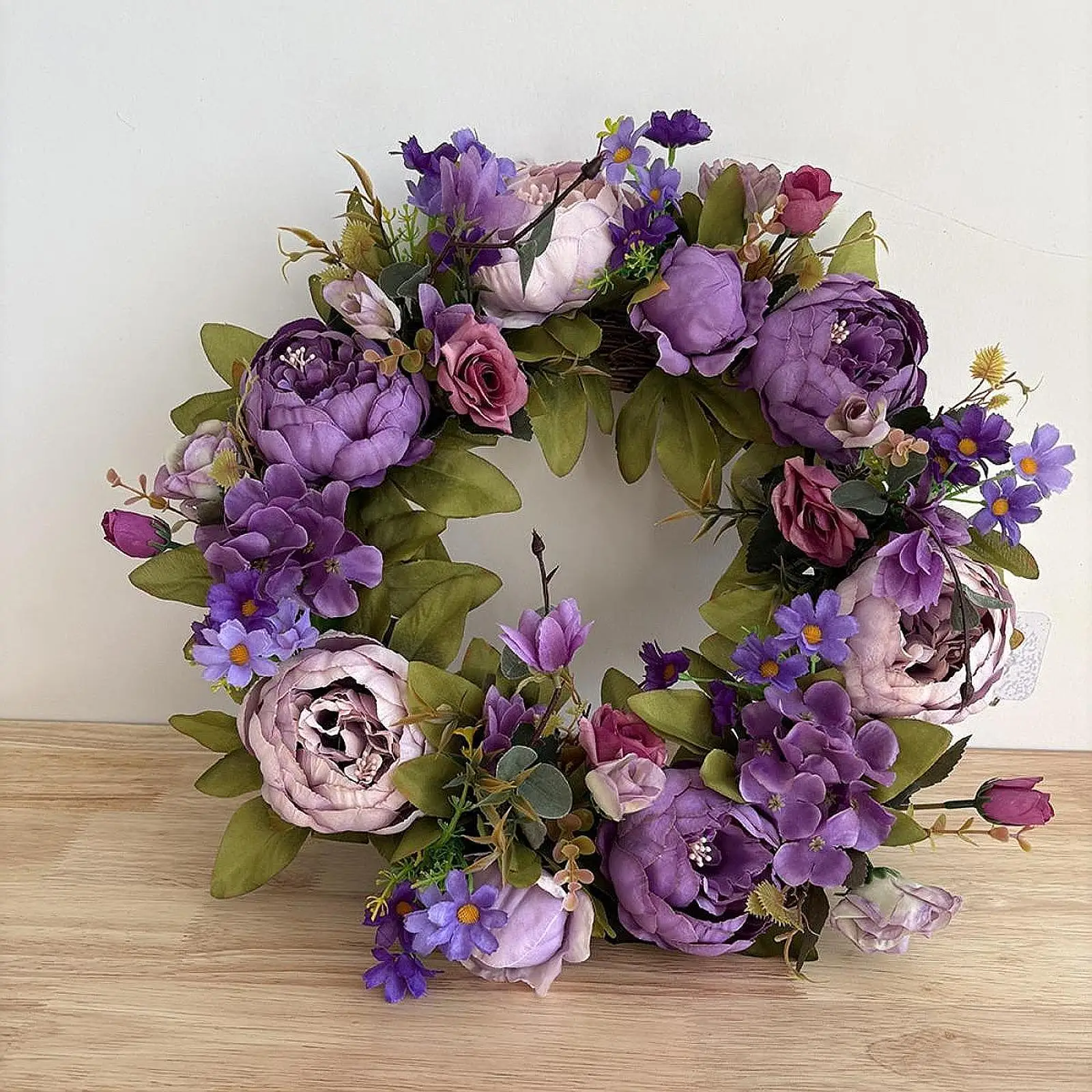 

Искусственный шелковый венок пионов Kesoto фиолетовый