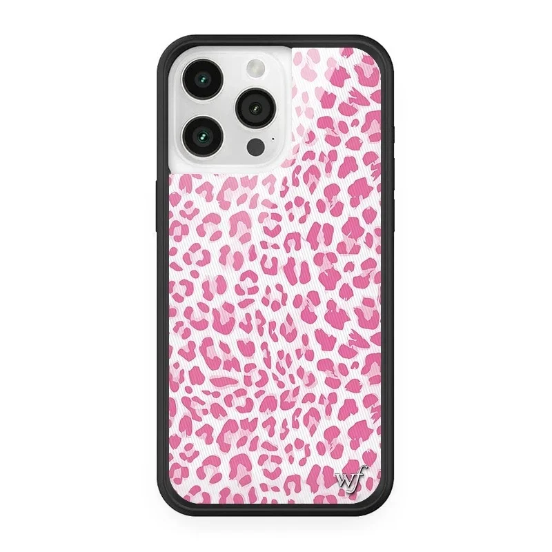 Фото Чехол для телефона с металлическим логотипом Wildflower 3D WF для iPhone 16, 15, 14, 13, 12, Pro Max Plus 16 pro, чехол для губ Wildflower Leopard Spirit Goddess №5