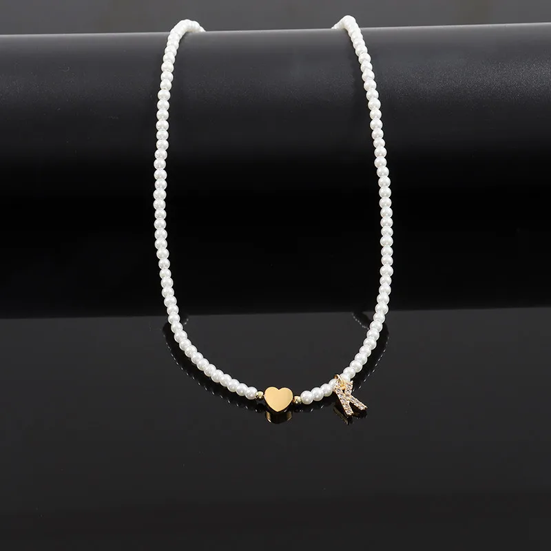 Ожерелье с подвеской-буквой инициала для женщин простое колье имитацией жемчуга