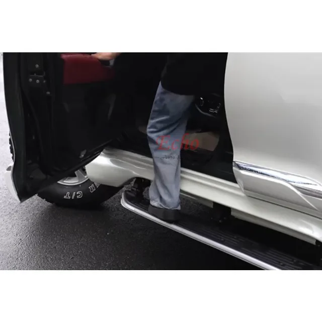 Новая автоматическая боковая ступенька для Toyotal Land Cruiser 300 2024. Электрическая