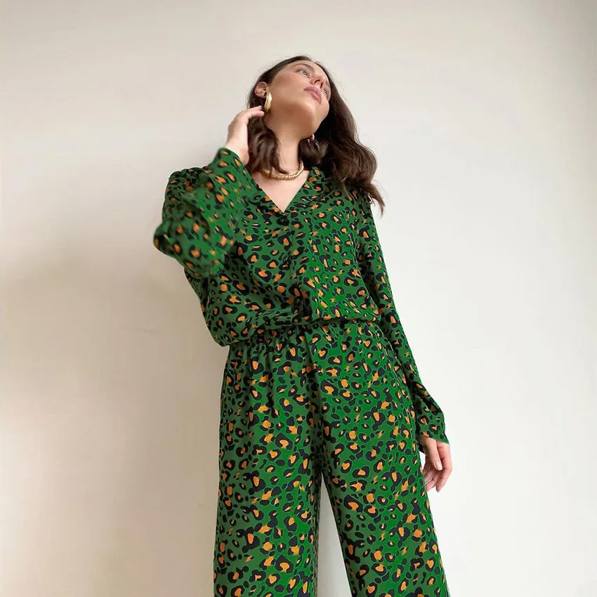 Spring Autumn Cotton Women Long Sleeve Pajamas Set Sexy Nightwear Leopard Print Thin Simple French Home Clothes Trousers Loose