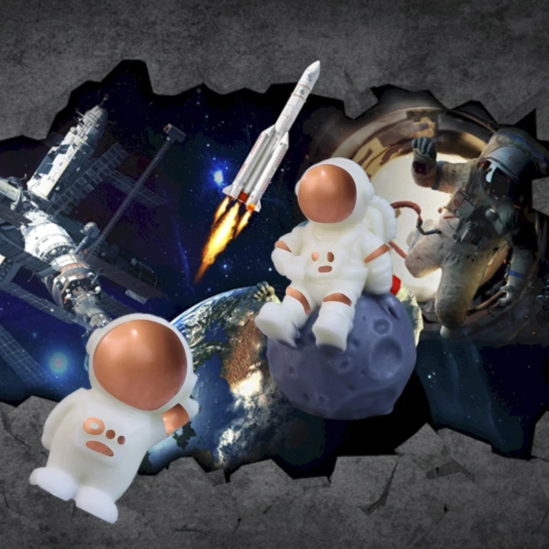 

Astronaut Candle Silicone Mold Human Body Molds Soap Resin Ice Cube Mould Festive and Romantic Decoration Gypsum Form Homemade