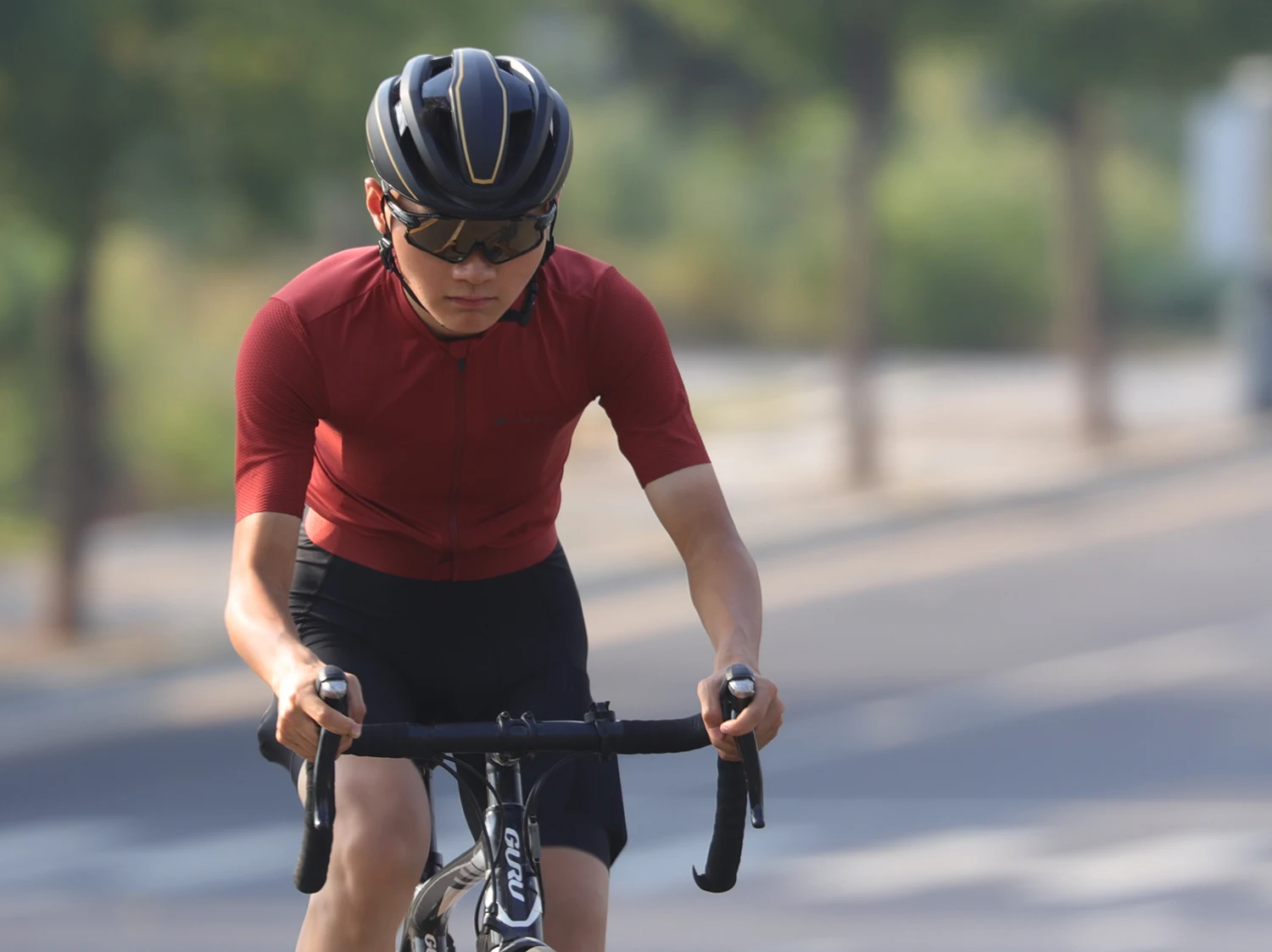 SPEXCEL 2022 Newest Top Quality Short Sleeve Cycling Jerseys Men Pro Team V 2.5 Race Fit Cut With Last Process Light Breathable