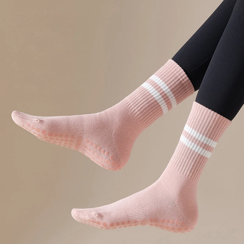 

Mid-tube Women Yoga Socks Cotton Professional Non-slip Silicone Indoor Fitness Socks Floor Socks Dance Pilates Sports Socks