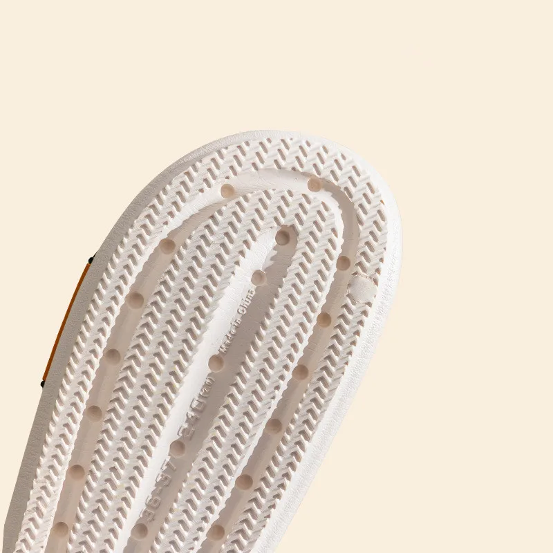 Women Slippers Beach Slide Sandals Cartoon Bear Flip Flops Men's Thick Sole Indoor Bathroom Slippers Summer Couple Shoes