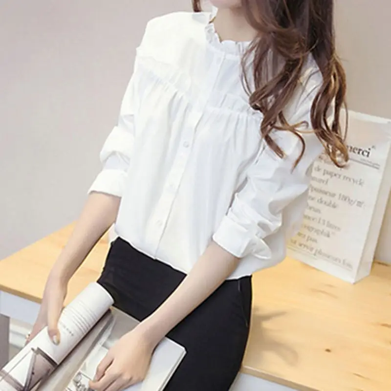 

Блузка женская с длинным рукавом, белая универсальная Модная рубашка свободного покроя с кружевным воротником, с деревянными ушками, в Корейском стиле, на весну