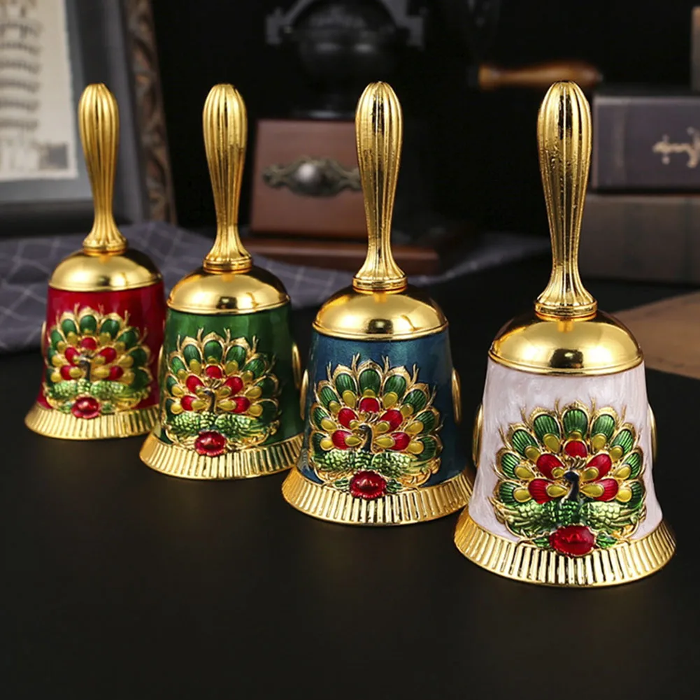 Металлические колокольчики с четким звонком и цветочным дизайном. Подходит для