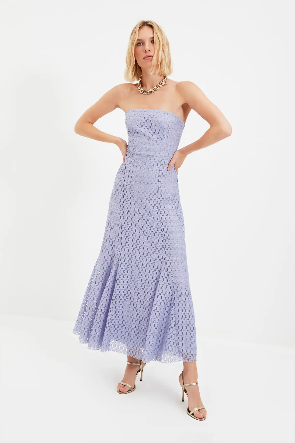 

Trendyol Handkerchief Detailed Evening & Prom Gown TPRSS21AE0303