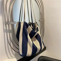 2022 new large capacity canvas stripe shoulder bag art retro female student leisure bag simple fashion handbag shopping bag