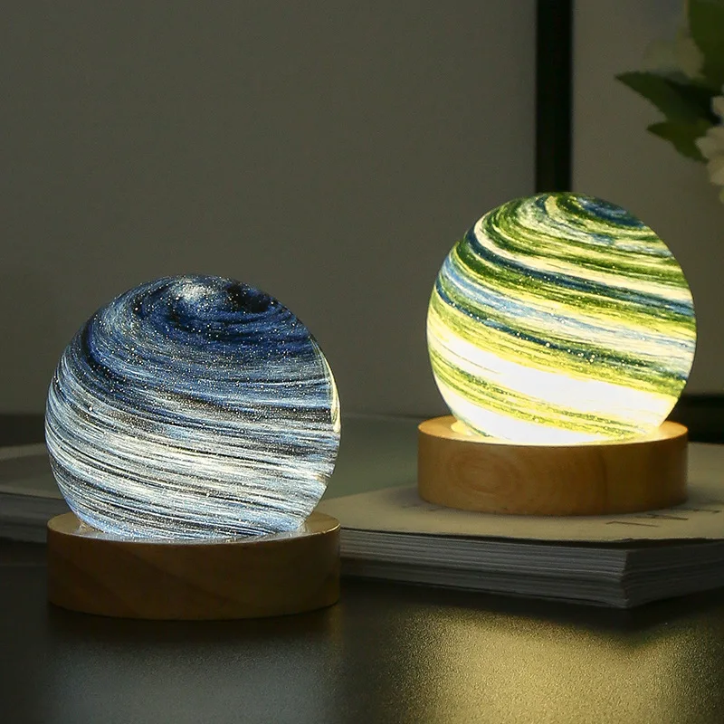 

Planet Lamp Fantasy Rainbow Planet Table Lamp Cover with USB Table Lamp Wooden Base Bubble Glass Ball Lamp Desk Decoration