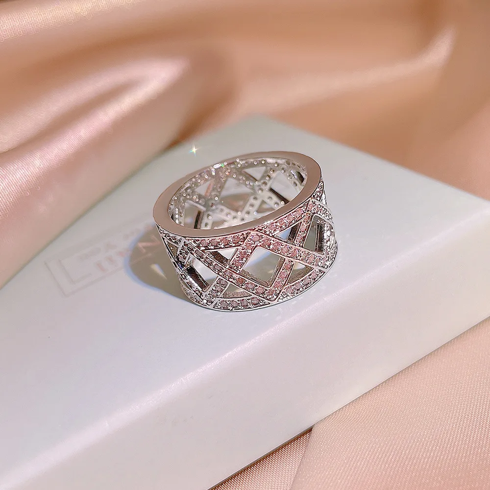 

Stylish Super-Shimmering Crossover Cutout Geometric Diamond Couple Ring For Women Girl Zircon Valentine's Day Gift Jewelry