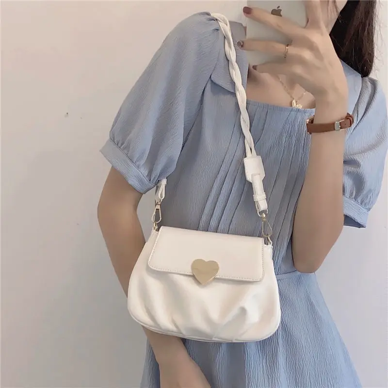 

MBTI Designer Heart Handbags for Women Solid Color Kawaii Korean Style High Quality 2023 New Fashion Pu Leather Messenger Bags