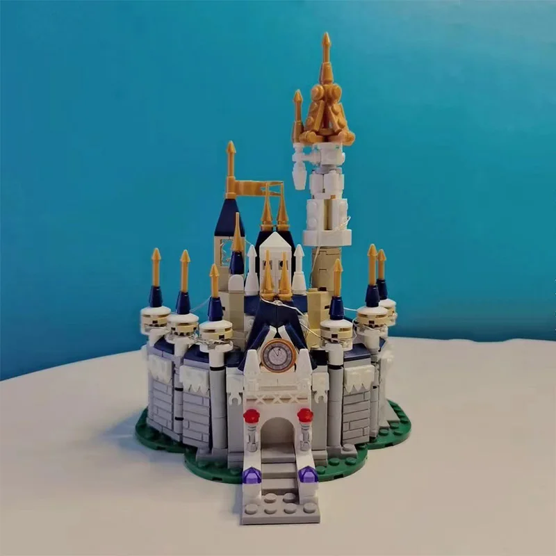 

497PCS Disney Mickey Minnie Castle Building Block Fairytale Donald Daisy Duck Model Bricks Toy For Kids Gifts