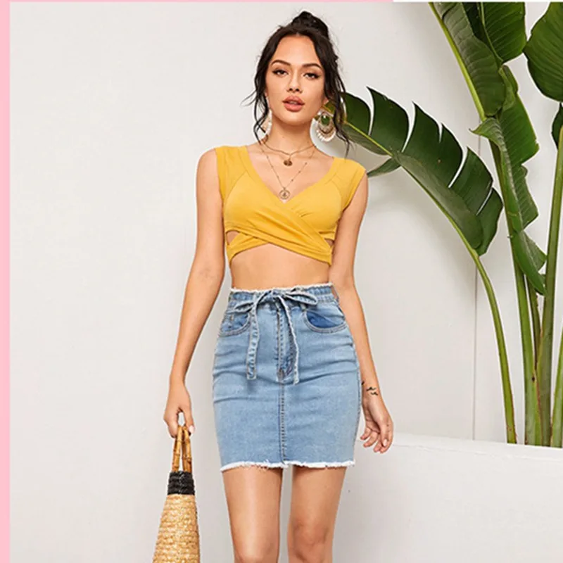 

Sexy Tanks Streetwear Women T-shirt Y2K Clorhes Summer Slim Fit Sleeveless Cropped Knit Crop Tops Low Cut V Neck Stretch