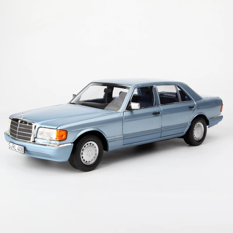 

Mercedes-Benz Diecast 1/18 Scale 560 SEL W126 Alloy Classic Collectible Toy Car Model Toys for Boys Gifts for Children