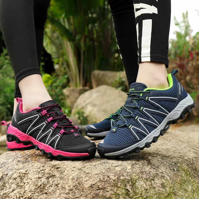 Hiking Shoes Women 2022 Summer Outdoor Mesh Trekking Climbing Shoes Ladies Sneakers Sport Mountaineering Shoes Anti-Slip Sport