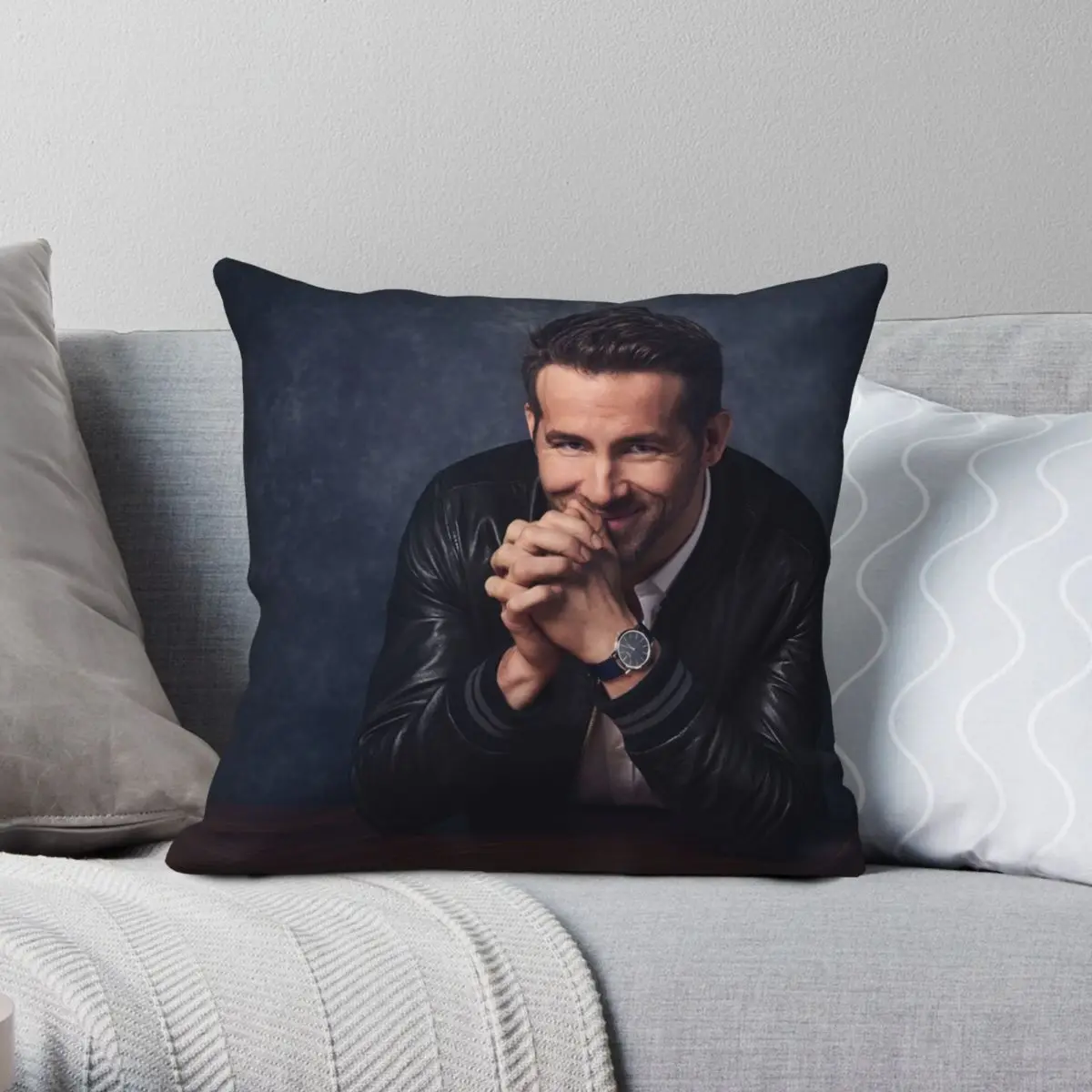 

Ryan Reynolds Square Pillowcase Polyester Linen Velvet Printed Zip Decorative Car Cushion Cover