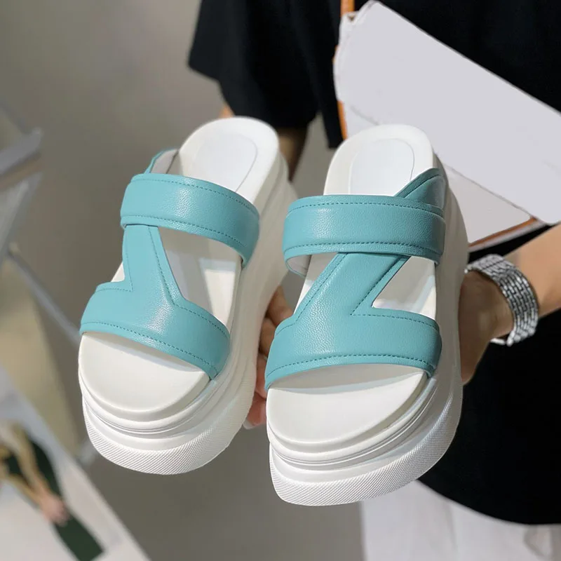 

New Fashion Ladies Slippers Genuine Leather Comfortable Thick Bottom Concise Multicolor Sandalias Casual Outdoor Feminino Shoes