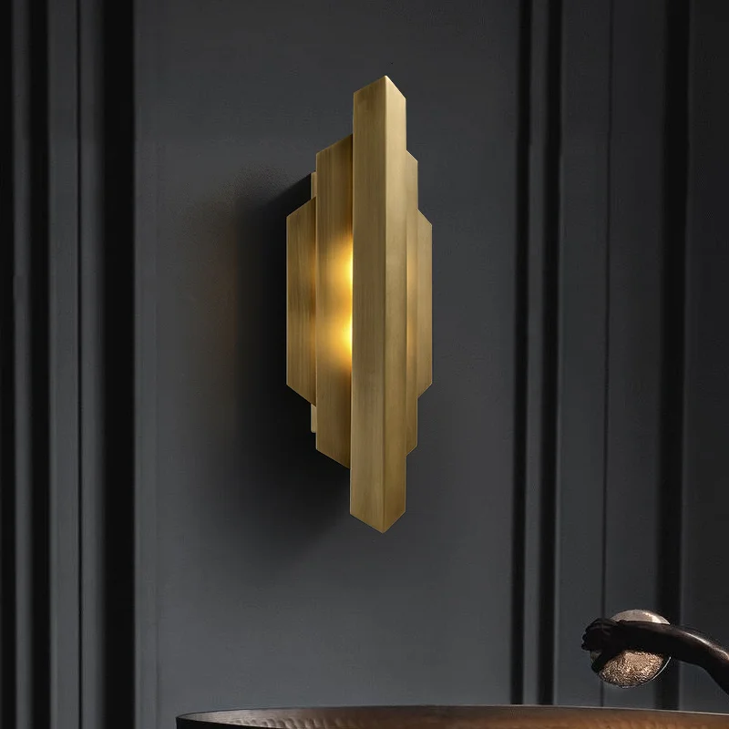 Декоративная медная настенная лампа в стиле ретро