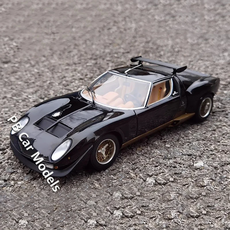Модель спортивного автомобиля KYOSHO 1:18 Miura SVR из сплава