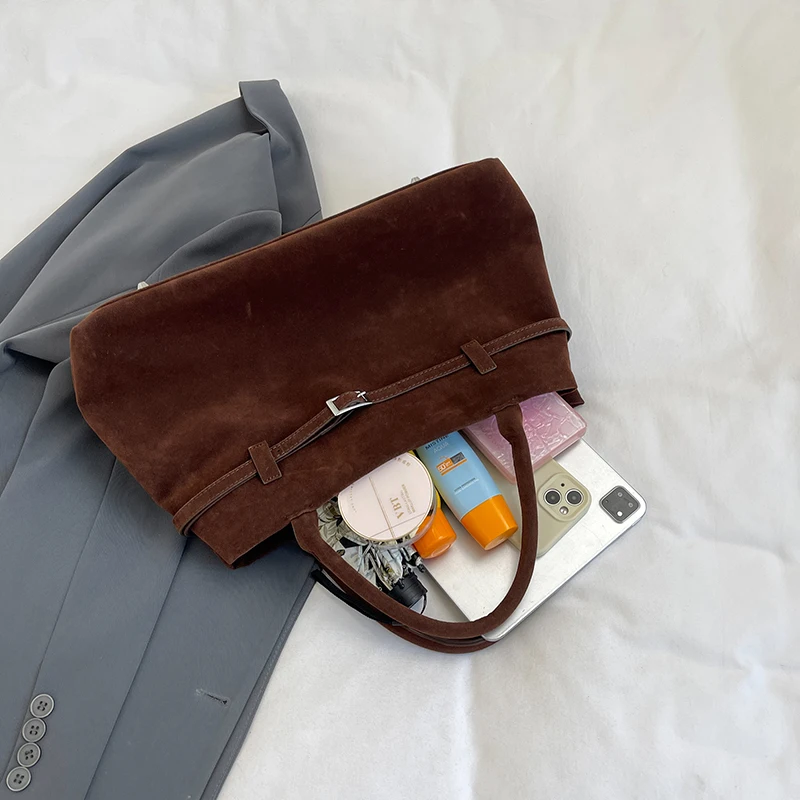 Женская зимняя байковая сумка роскошная дизайнерская на плечо под мышками