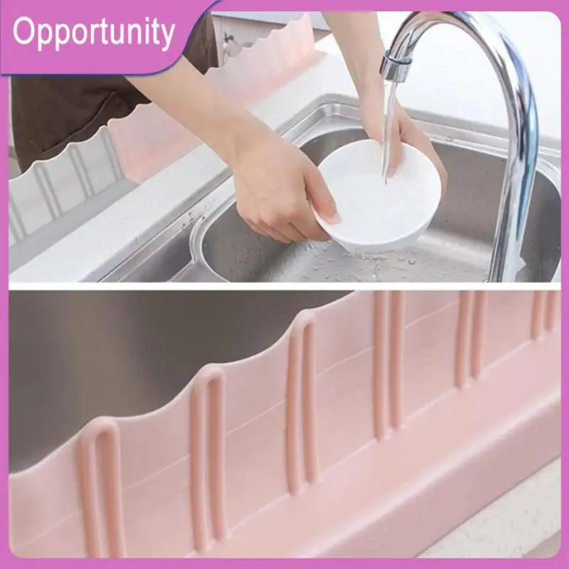 

1Pcs Kitchen Sink Water Splash Guards With Sucker Waterproof Screen Anti-water Board Kitchen Sink Water Retaining Plate Home