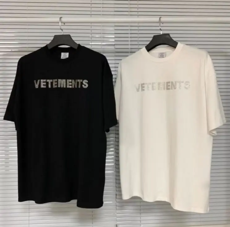 

VETEMENTS T Shirts Men Women Summer Tide Brand Letter Hot Diamond Loose Short-sleeved Couple Cotton Casual T-shirt