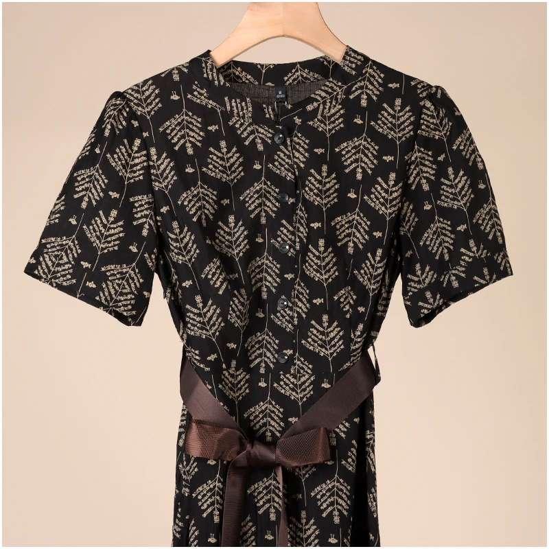 Новинка лета 294 облегающее платье средней длины со шнуровкой воротником-стойкой