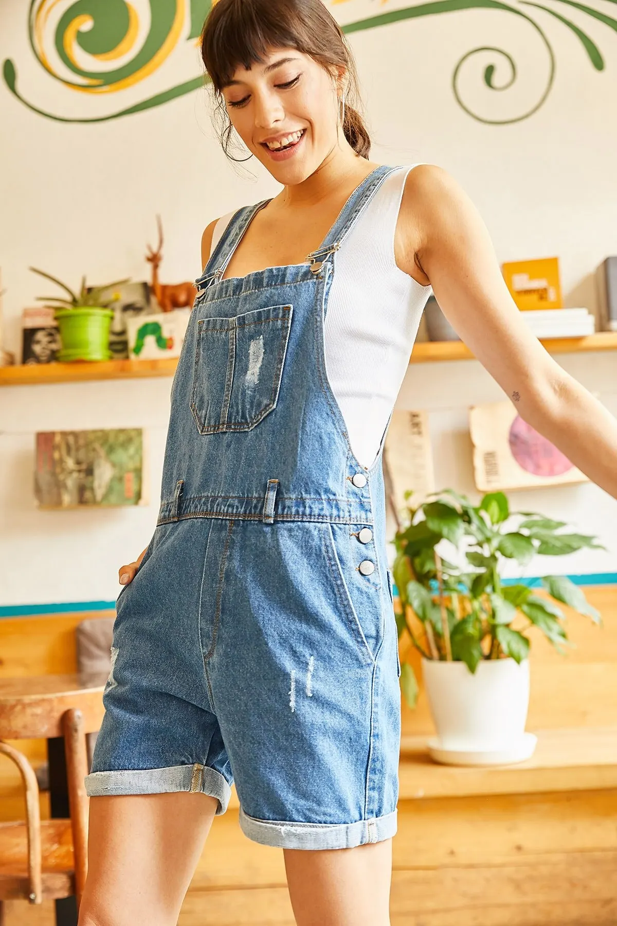 

Women's Overalls Light Blue Denim Shorts Jumpsuit Hot Style Quality Fabric Sleeveless Baggy Trousers Casual Jumpsuit